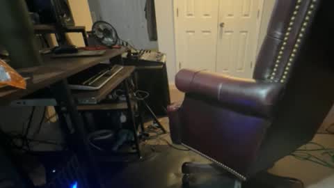 Snapshot of nmedge2cum chatting on 23, 10, 2025 nmedge2cum online show from 23, 10, 2025