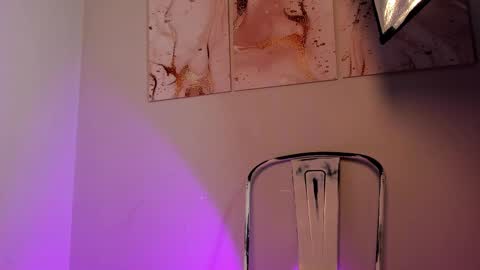   ambarsulliva  online show from 15, 9, 2025