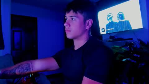 Snapshot of noah_223 chatting on 9, 11, 2025 noah_223 online show from 9, 11, 2025