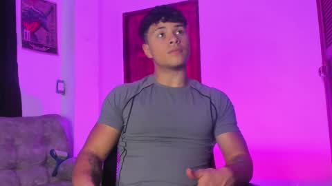 noah_223 online show from 14, 2, 2026