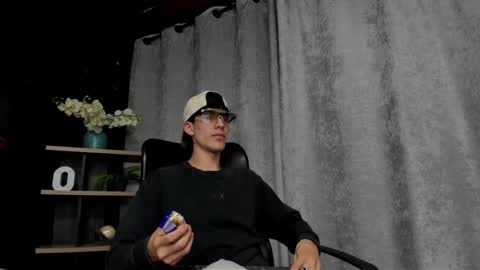 Snapshot of noah_brigth chatting on 27, 2, 2025 Noah Brigth online show from 27, 2, 2025