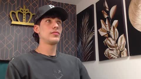 Snapshot of noah_brigth chatting on 8, 3, 2025 Noah Brigth online show from 8, 3, 2025