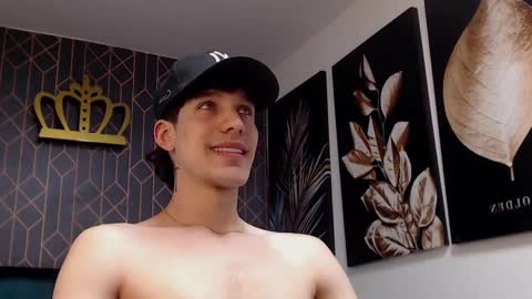 Snapshot of noah_brigth chatting on 8, 3, 2025 Noah Brigth online show from 8, 3, 2025