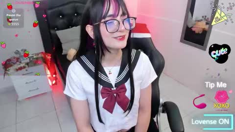 Snapshot of noah_cherry chatting on 6, 1, 2026 Anna Cherry online show from 6, 1, 2026