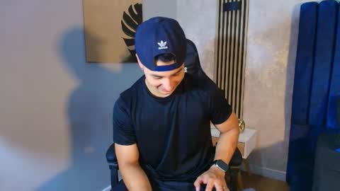 Snapshot of noah_clarkk chatting on 13, 5, 2026 Noah online show from 13, 5, 2026