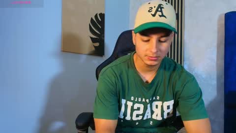 Snapshot of noah_clarkk chatting on 15, 5, 2026 Noah online show from 15, 5, 2026