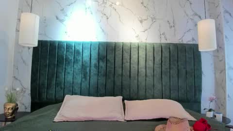 noah_dupont_ online show from 19, 10, 2025