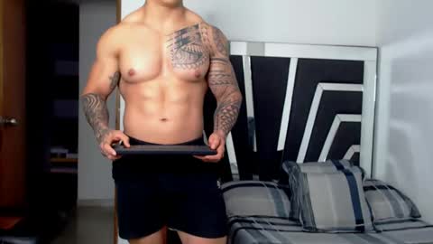 Snapshot of noah_harris01 chatting on 2, 12, 2024 Noah Harris01 online show from 2, 12, 2024