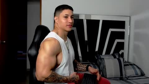 Snapshot of noah_harris01 chatting on 2, 12, 2024 Noah Harris01 online show from 2, 12, 2024