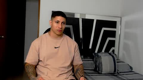 Snapshot of noah_harris01 chatting on 23, 2, 2025 Noah Harris01 online show from 23, 2, 2025