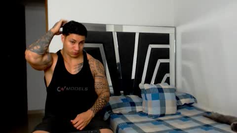 Snapshot of noah_harris01 chatting on 30, 11, 2025 Noah Harris01 online show from 30, 11, 2025