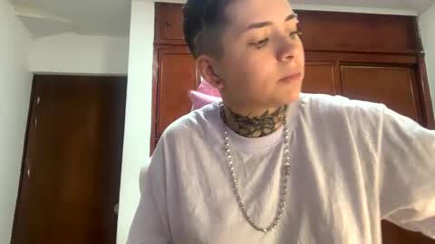 noah hehim    online show from 24, 1, 2025