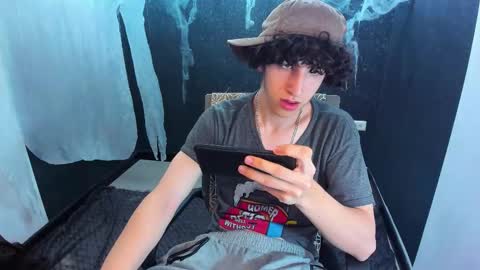 Snapshot of noah_sokolov chatting on 18, 10, 2025 noah_sokolov online show from 18, 10, 2025