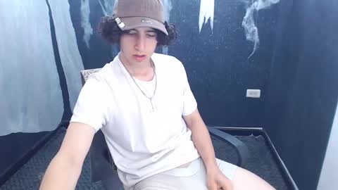 Snapshot of noah_sokolov chatting on 1, 11, 2025 noah_sokolov online show from 1, 11, 2025