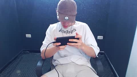 noah_sokolov online show from 7, 11, 2025