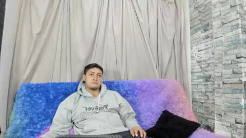 Snapshot of noahandbunny chatting on 5, 5, 2026 Noahandbunny online show from 5, 5, 2026