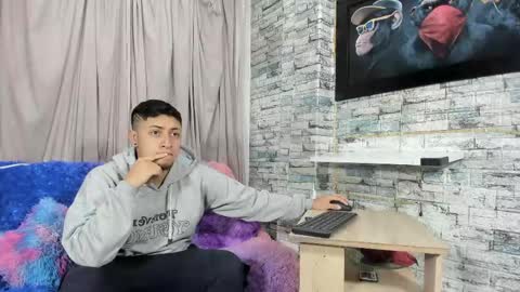 Snapshot of noahandbunny chatting on 9, 5, 2026 Noahandbunny online show from 9, 5, 2026