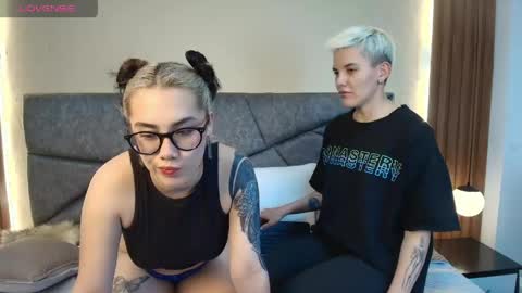 Snapshot of noahandgaia chatting on 18, 4, 2026 Noah And Gaia online show from 18, 4, 2026