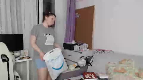 nodarell online show from 20, 12, 2025