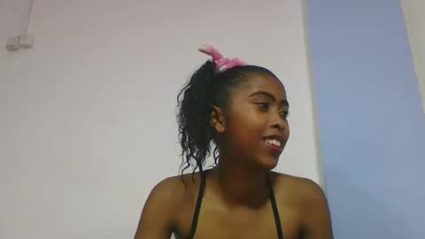 Snapshot of noelina chatting on 25, 2, 2026 noelina online show from 25, 2, 2026