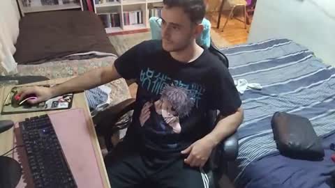 Noeliswaifu online show from 18, 7, 2026