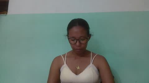 Snapshot of noellah chatting on 2, 3, 2025 noellah online show from 2, 3, 2025