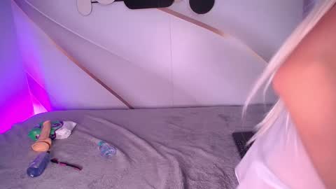  RUBY   online show from 25, 2, 2026