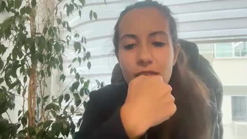 Snapshot of noemitaboo chatting on 30, 10, 2025 NoemiTaboo online show from 30, 10, 2025