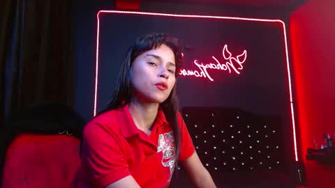 Noha Thomson online show from 19, 12, 2025