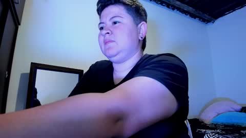 Snapshot of noha_whiite chatting on 6, 11, 2025 Noha online show from 6, 11, 2025