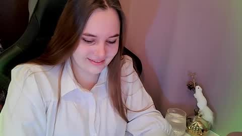 noir_ember_ online show from 10, 1, 2026