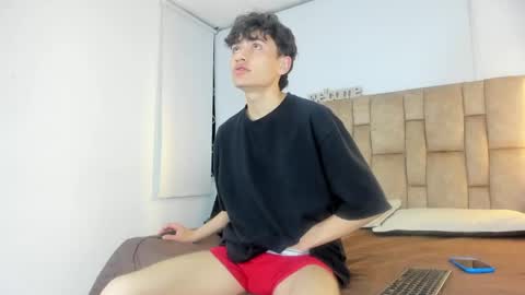 Snapshot of noir_sebas chatting on 1, 3, 2026 Sebas online show from 1, 3, 2026