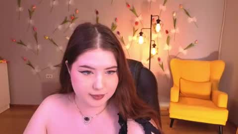 Snapshot of noirwhisper chatting on 25, 6, 2026 noirwhisper online show from 25, 6, 2026
