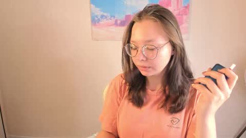 Snapshot of noora_moore chatting on 2, 10, 2025 NOORA online show from 2, 10, 2025