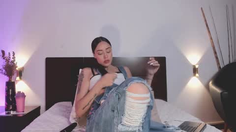 Nora Da Silva online show from 30, 1, 2025