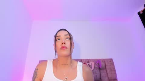 Snapshot of nora_dasilva chatting on 22, 5, 2026 Nora Da Silva online show from 22, 5, 2026