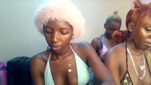 Norababy20 online show from 25, 6, 2026