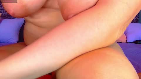 Snapshot of norabigas chatting on 9, 9, 2025 Nora online show from 9, 9, 2025