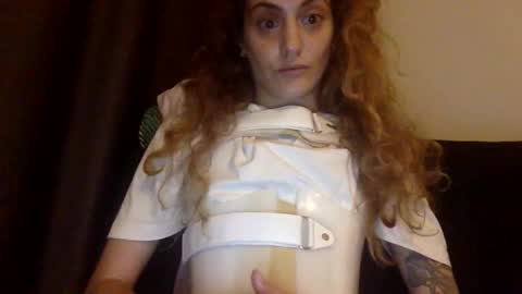 Snapshot of norablues chatting on 12, 10, 2025 norablues online show from 12, 10, 2025