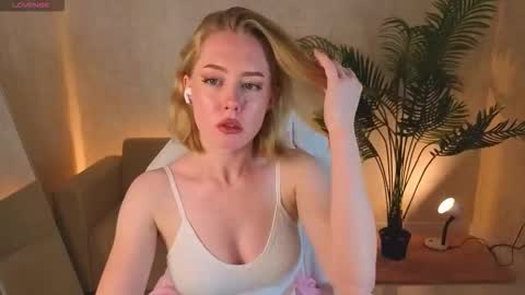 Nora online show from 15, 12, 2025