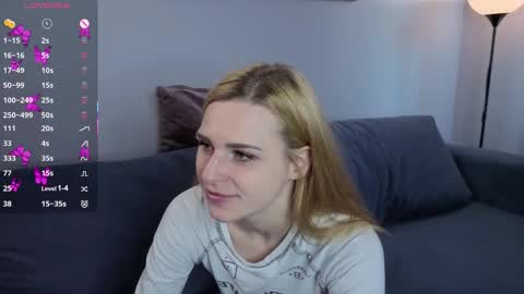 Elina online show from 15, 9, 2025