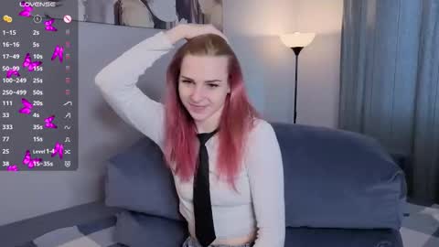 Elina online show from 15, 10, 2025