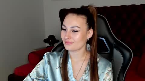 Snapshot of norafoxes chatting on 29, 11, 2025 NoraFoxes online show from 29, 11, 2025