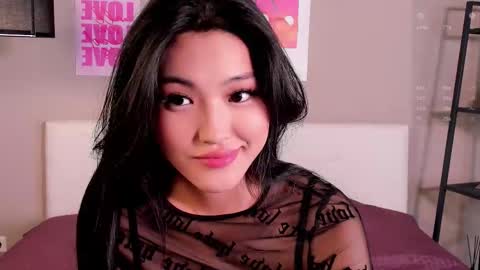 Snapshot of noreenbeckey chatting on 4, 10, 2025 Nore online show from 4, 10, 2025