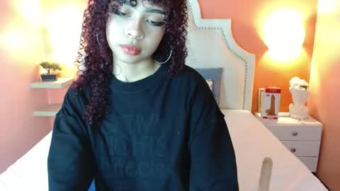 Snapshot of north_sweet_ chatting on 23, 2, 2025 N O R T H online show from 23, 2, 2025