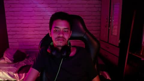 Snapshot of not4work chatting on 29, 3, 2026 not4work online show from 29, 3, 2026