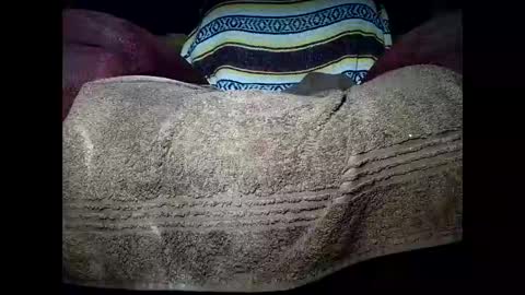 Snapshot of nottoobored chatting on 6, 11, 2025 nottoobored online show from 6, 11, 2025