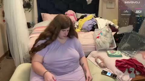 Snapshot of noturbabymoms chatting on 2, 1, 2025 NotUrBabyMoms online show from 2, 1, 2025