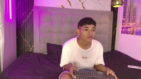 Snapshot of nova_mitchell chatting on 10, 5, 2026 NOVA online show from 10, 5, 2026