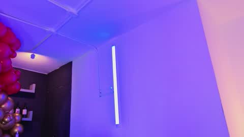 Nova Salvatore online show from 12, 2, 2026